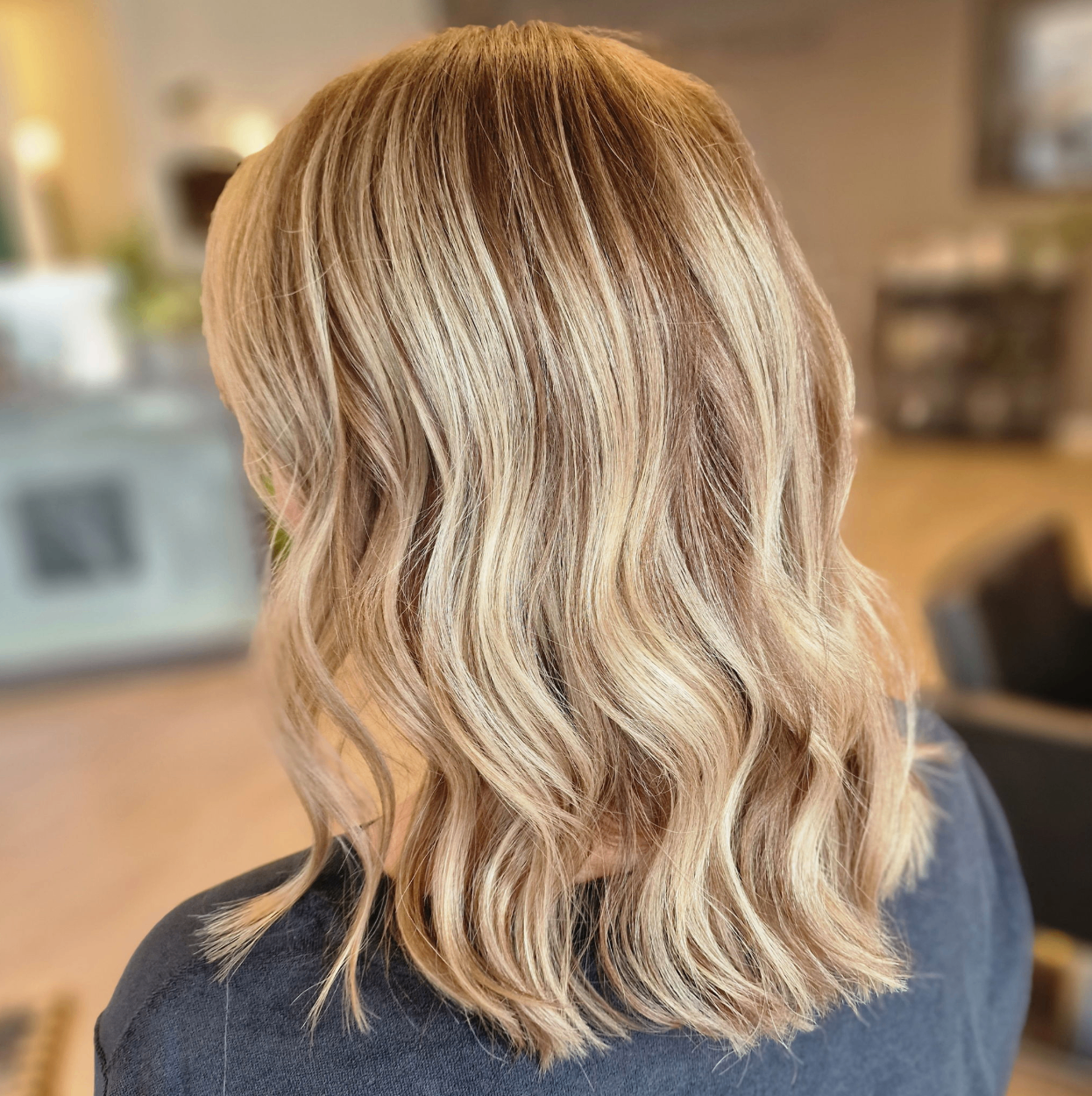 Sling / Balayage hos Studio Skapa